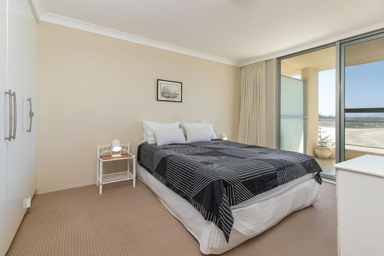 Beachpoint 402 - Linen Not Included Forster Exteriér fotografie